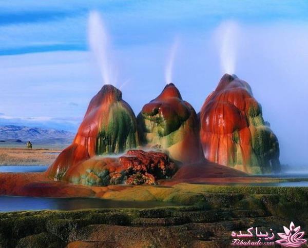 کوه های آبفشان در آمریکا 